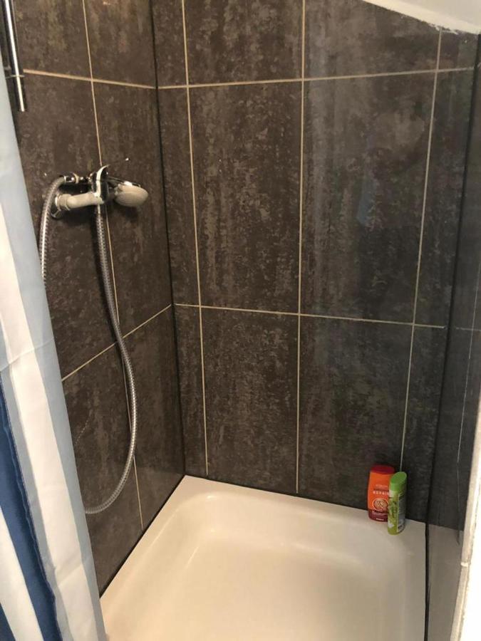 Bescheidene Untergeschoss Wohnung In Guter Lage. Кёльн Экстерьер фото