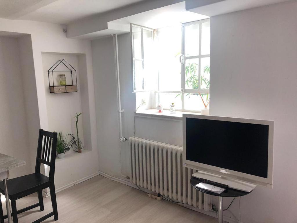 Bescheidene Untergeschoss Wohnung In Guter Lage. Кёльн Экстерьер фото